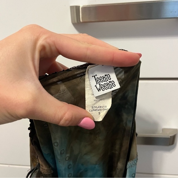 Y2K Blue & Brown Pattern Halter Tank - Picture 4 of 5